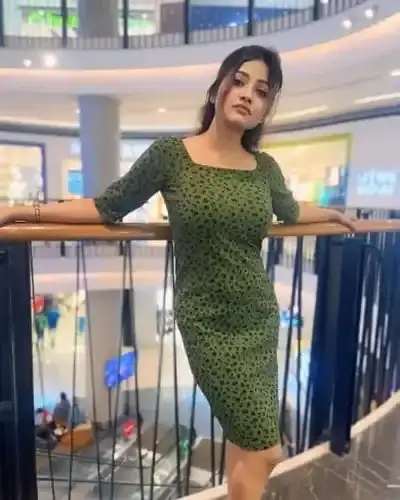 Call Girl Service in Charni Road