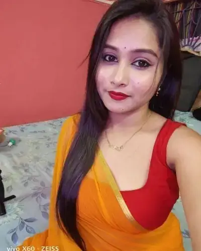 Call Girl in Charni Road